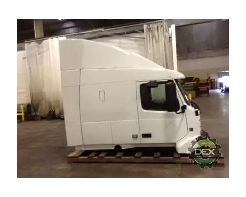 VOLVO VNL630 Cab