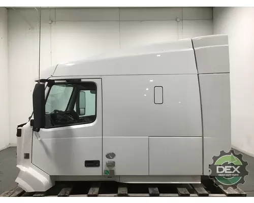 VOLVO VNL630 Cab