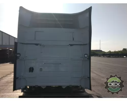 VOLVO VNL630 Cab
