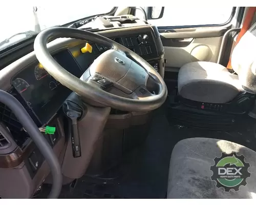 VOLVO VNL630 Cab