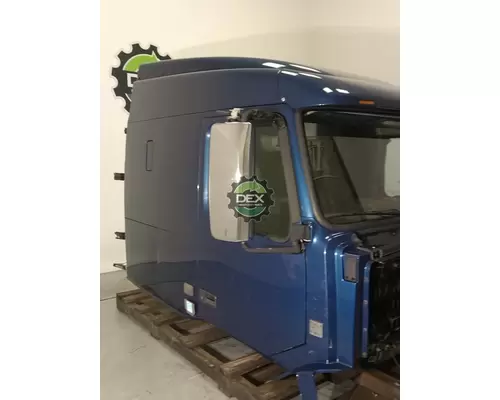 VOLVO VNL630 Cab