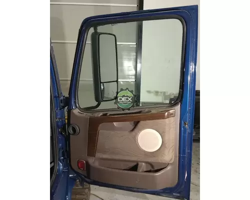 VOLVO VNL630 Cab
