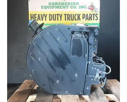 VOLVO VNL630 DEF Tank