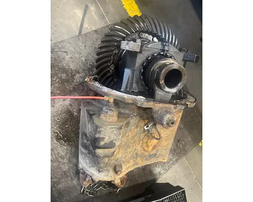 VOLVO VNL630 Differential Assembly (Front, Rear)