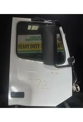 VOLVO VNL630 Door Assembly, Front