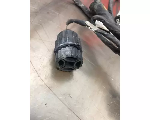 VOLVO VNL630 Engine Wiring Harness