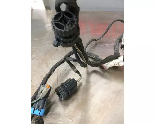 VOLVO VNL630 Engine Wiring Harness