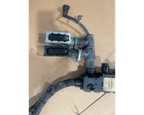 VOLVO VNL630 Engine Wiring Harness
