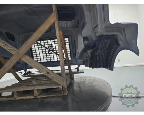 VOLVO VNL630 Hood