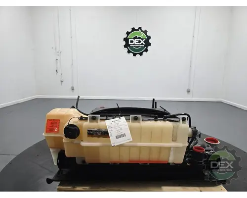 VOLVO VNL630 Radiator