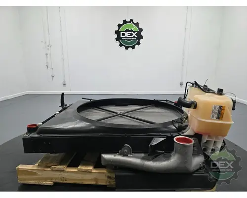 VOLVO VNL630 Radiator