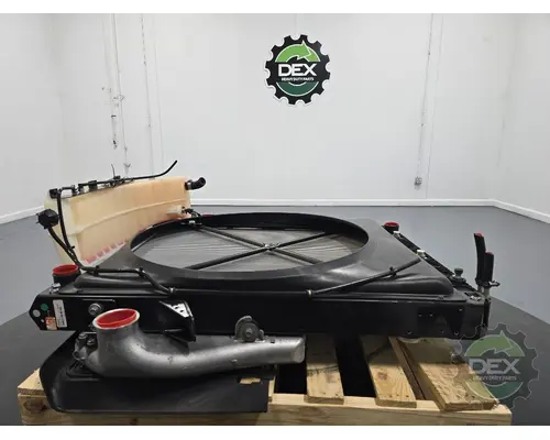 VOLVO VNL630 Radiator