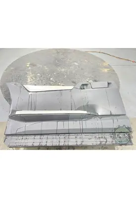 VOLVO VNL640 1644 bulb socket