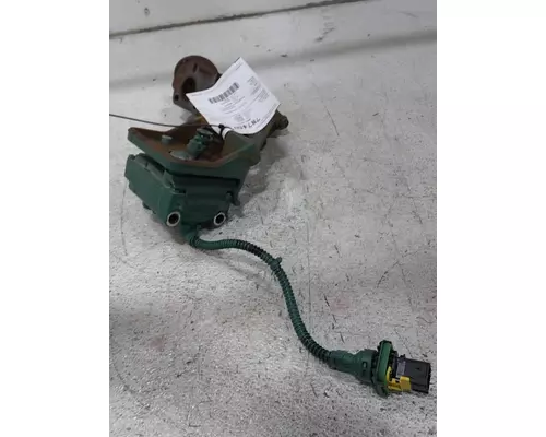 VOLVO VNL640 2931 valve