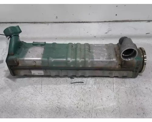 VOLVO VNL640 2932 cooler
