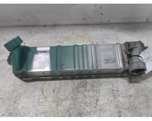 VOLVO VNL640 2932 cooler