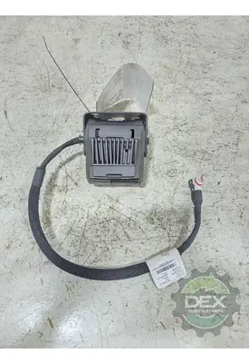 VOLVO VNL640 3903 camera