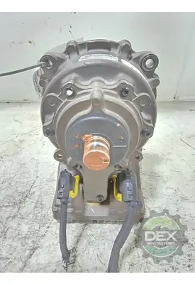 VOLVO VNL640 6422 steering gear, servo complete