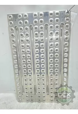 VOLVO VNL640 9225 duckboard