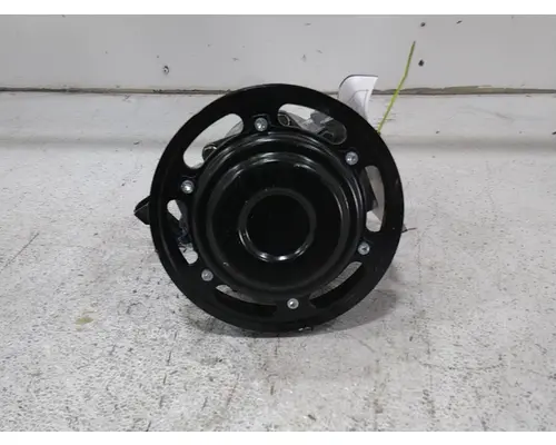 VOLVO VNL640 Air Conditioner Compressor