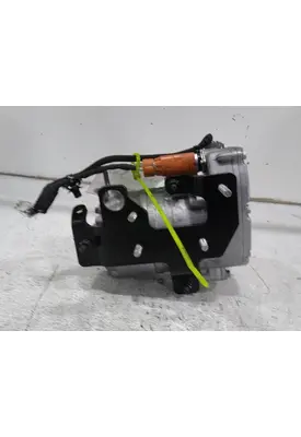 VOLVO VNL640 Air Conditioner Compressor