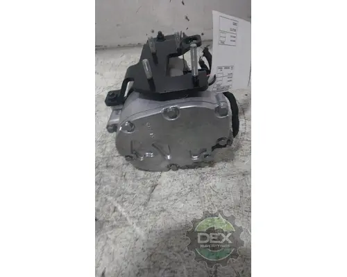 VOLVO VNL640 Air Conditioner Compressor