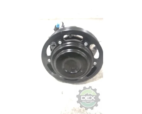 VOLVO VNL640 Air Conditioner Compressor
