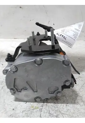 VOLVO VNL640 Air Conditioner Compressor