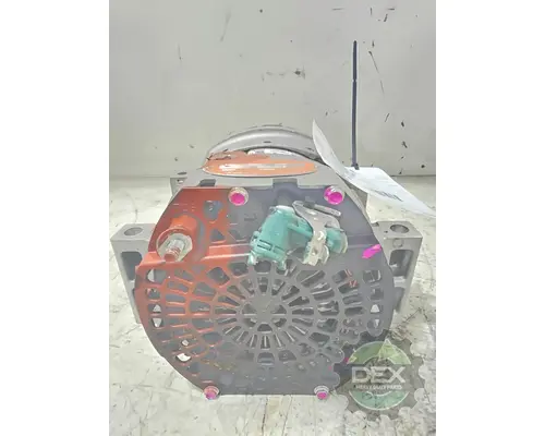 VOLVO VNL640 Alternator