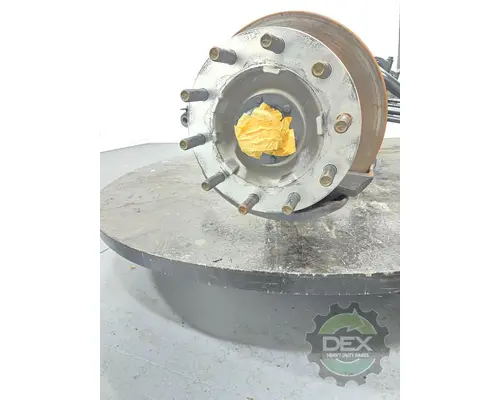 VOLVO VNL640 Axle Assembly, Front (Steer)