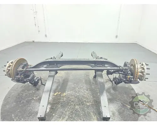 VOLVO VNL640 Axle Assembly, Front (Steer)