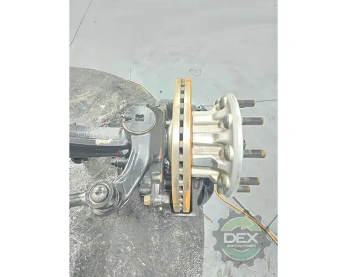 VOLVO VNL640 Axle Assembly, Front (Steer)