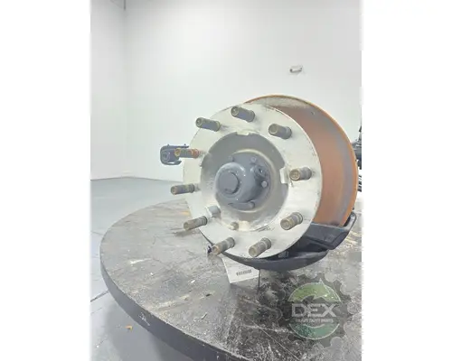 VOLVO VNL640 Axle Assembly, Front (Steer)