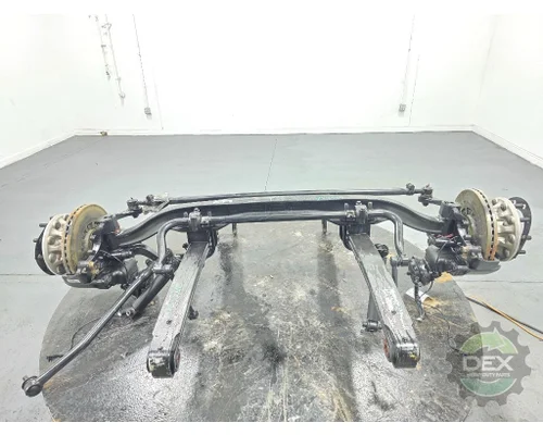 VOLVO VNL640 Axle Assembly, Front (Steer)