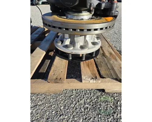 VOLVO VNL640 Hub