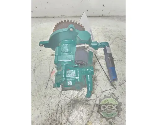 VOLVO VNL640 Power Steering Pump