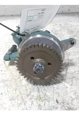 VOLVO VNL640 Power Steering Pump