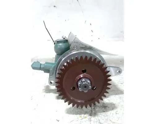 VOLVO VNL640 Power Steering Pump