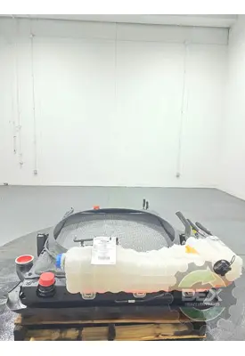 VOLVO VNL640 Radiator