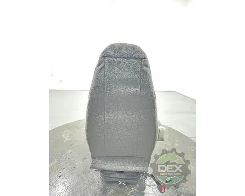 VOLVO VNL640 Seat, Front