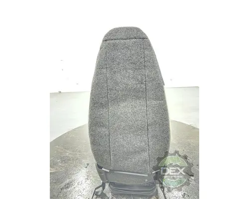 VOLVO VNL640 Seat, Front