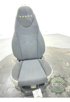 VOLVO VNL640 Seat, Front