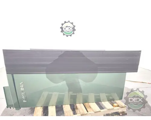 VOLVO VNL640 Spoiler, Front