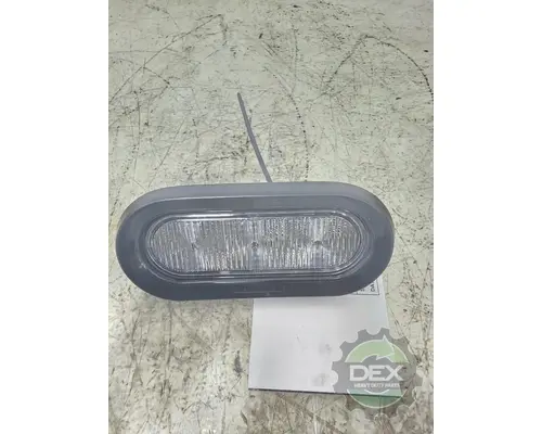 VOLVO VNL640 Tail Lamp