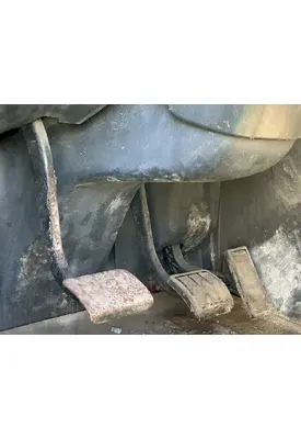VOLVO VNL64T Accelerator Parts