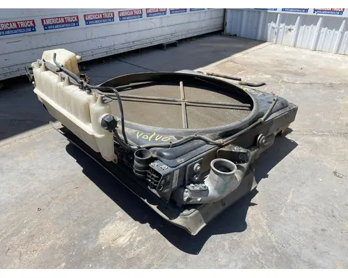 VOLVO VNL64T Cooling Assy. (Rad., Cond., ATAAC)