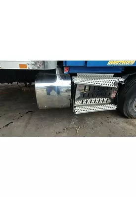 VOLVO VNL64T Muffler