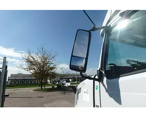 VOLVO VNL64T Side View Mirror