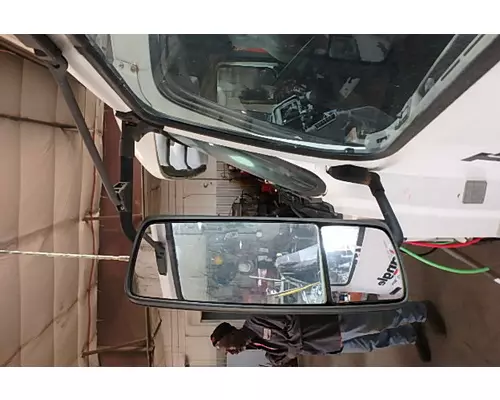 VOLVO VNL64T Side View Mirror