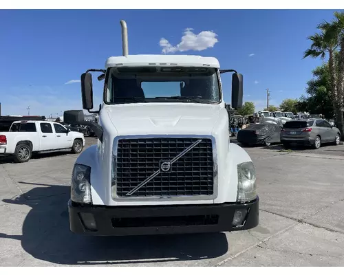 VOLVO VNL64T Vehicle For Sale